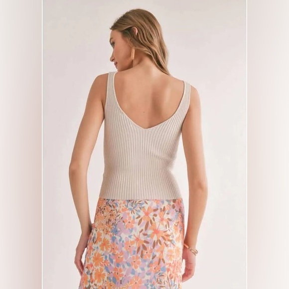 Sadie & Sage NWT Ribbed Crop TankTops in Cream Size Small - Picture 2 of 3